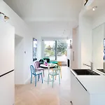 Homefy - Luxury Art Apartment